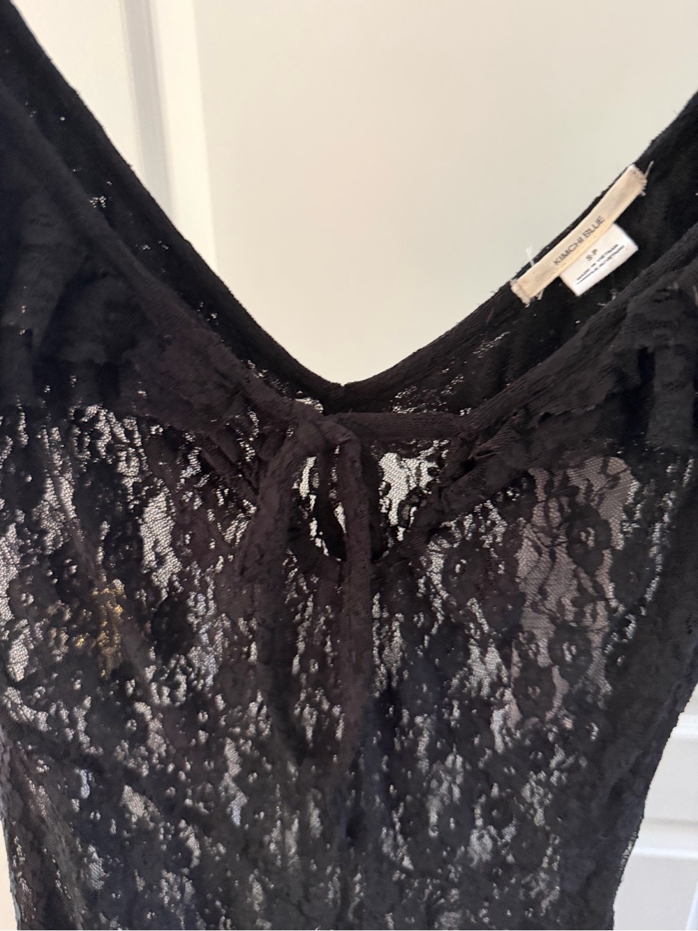 Kimchi Blue Chiara Sheer Lace Midi Dress - Picture 4 of 5